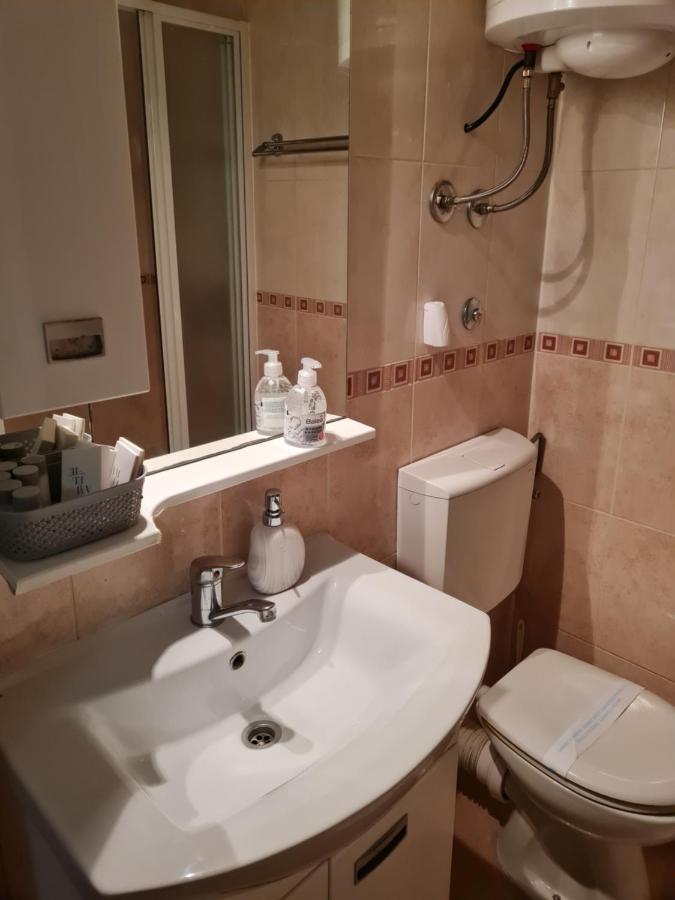 Inchy Accommodation - In The Center Of Diocletian'S Palace Split Exterior photo