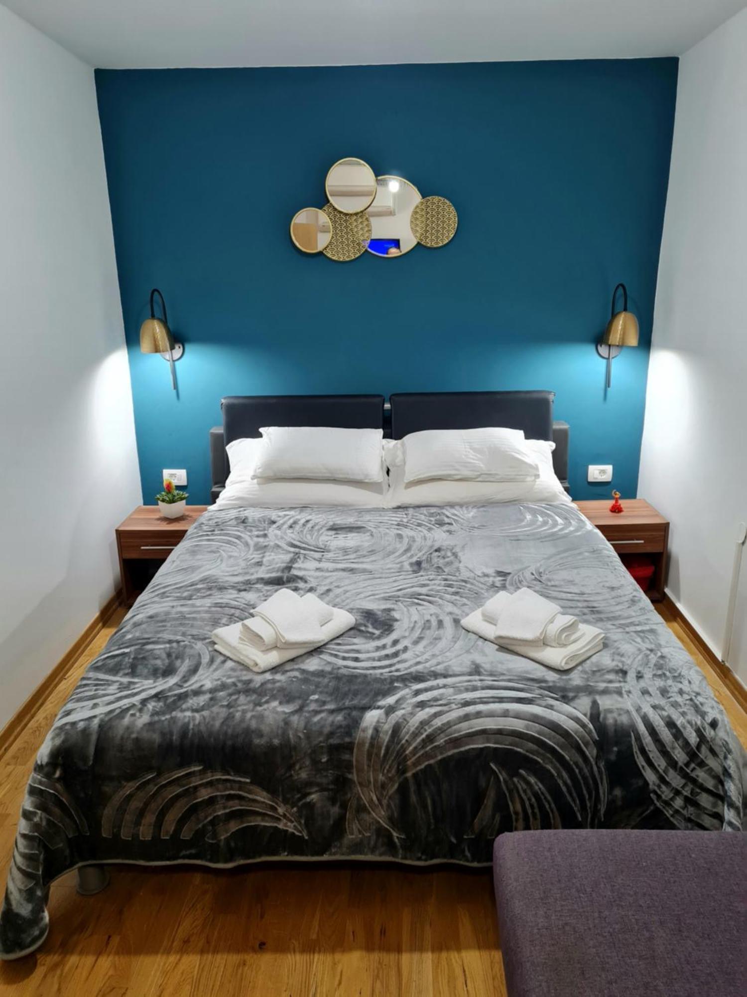 Inchy Accommodation - In The Center Of Diocletian'S Palace Split Exterior photo