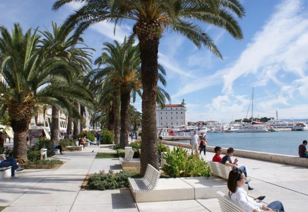 Inchy Accommodation - In The Center Of Diocletian'S Palace Split Exterior photo