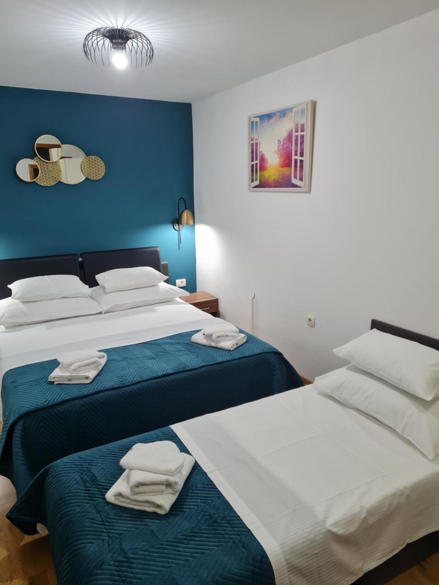 Inchy Accommodation - In The Center Of Diocletian'S Palace Split Exterior photo